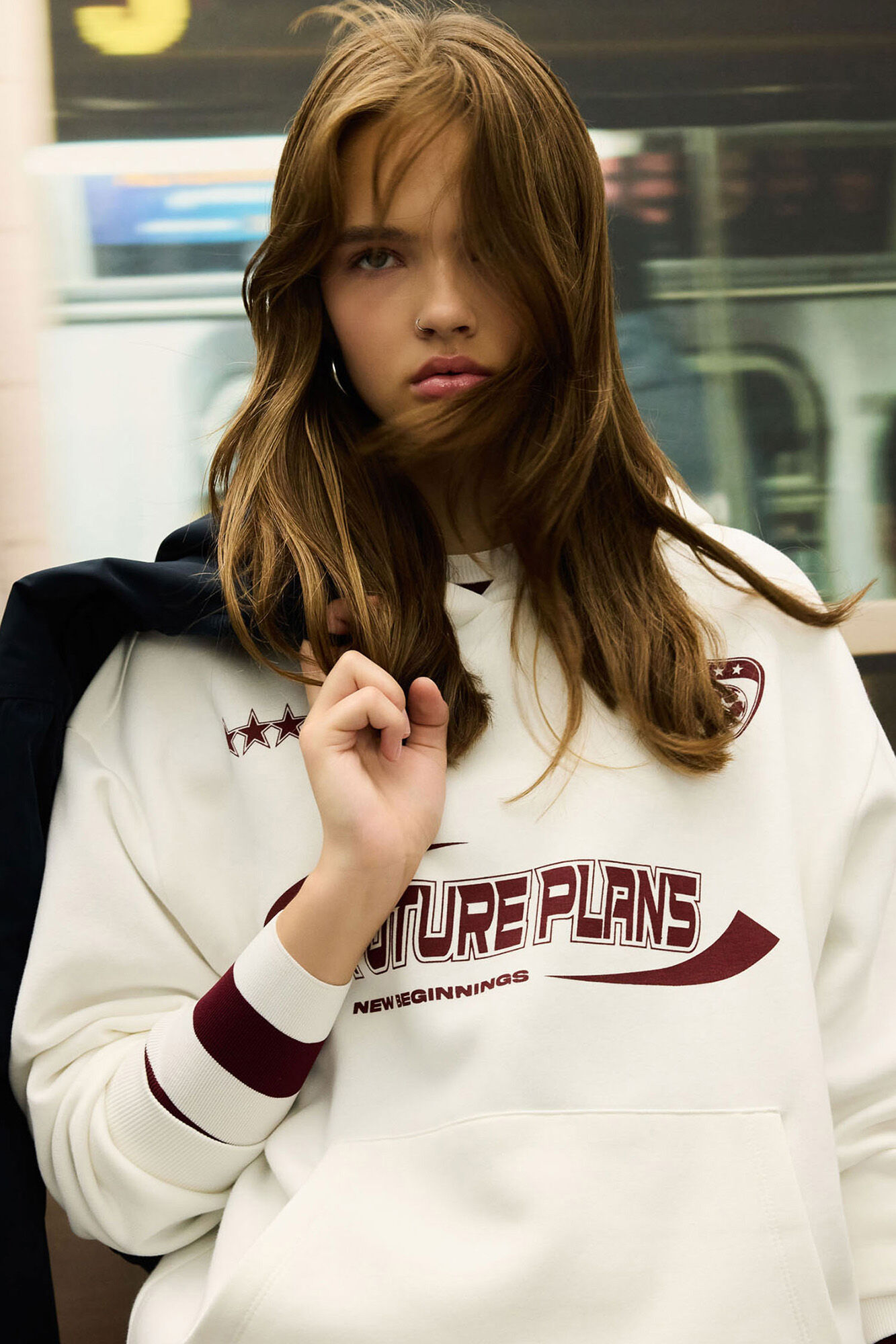 DeFacto Sweatshirt com capuz