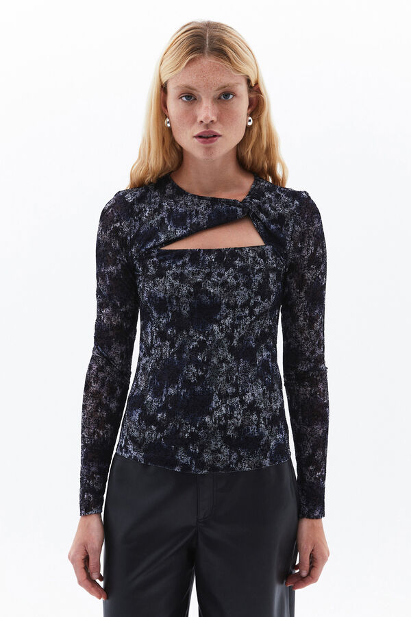 Oxxo Camiseta nudo gris