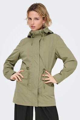 Parka con capucha