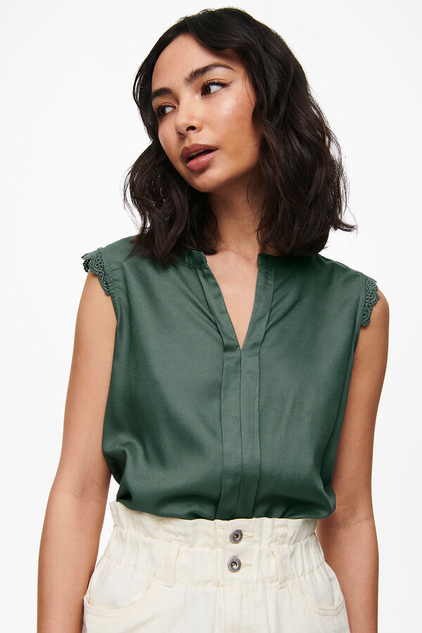 Only Long sleeveless top green