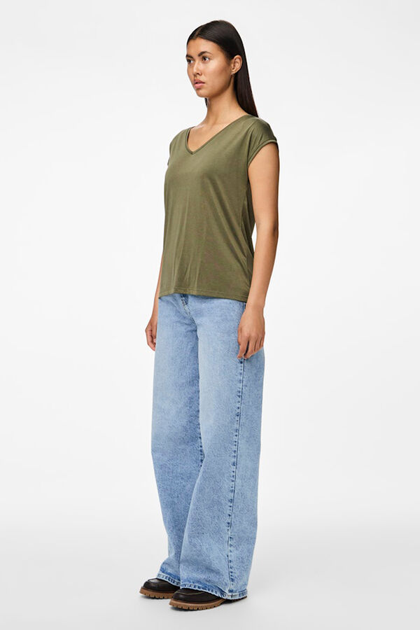 Pieces T-shirt b&aacute;sica fluida verde