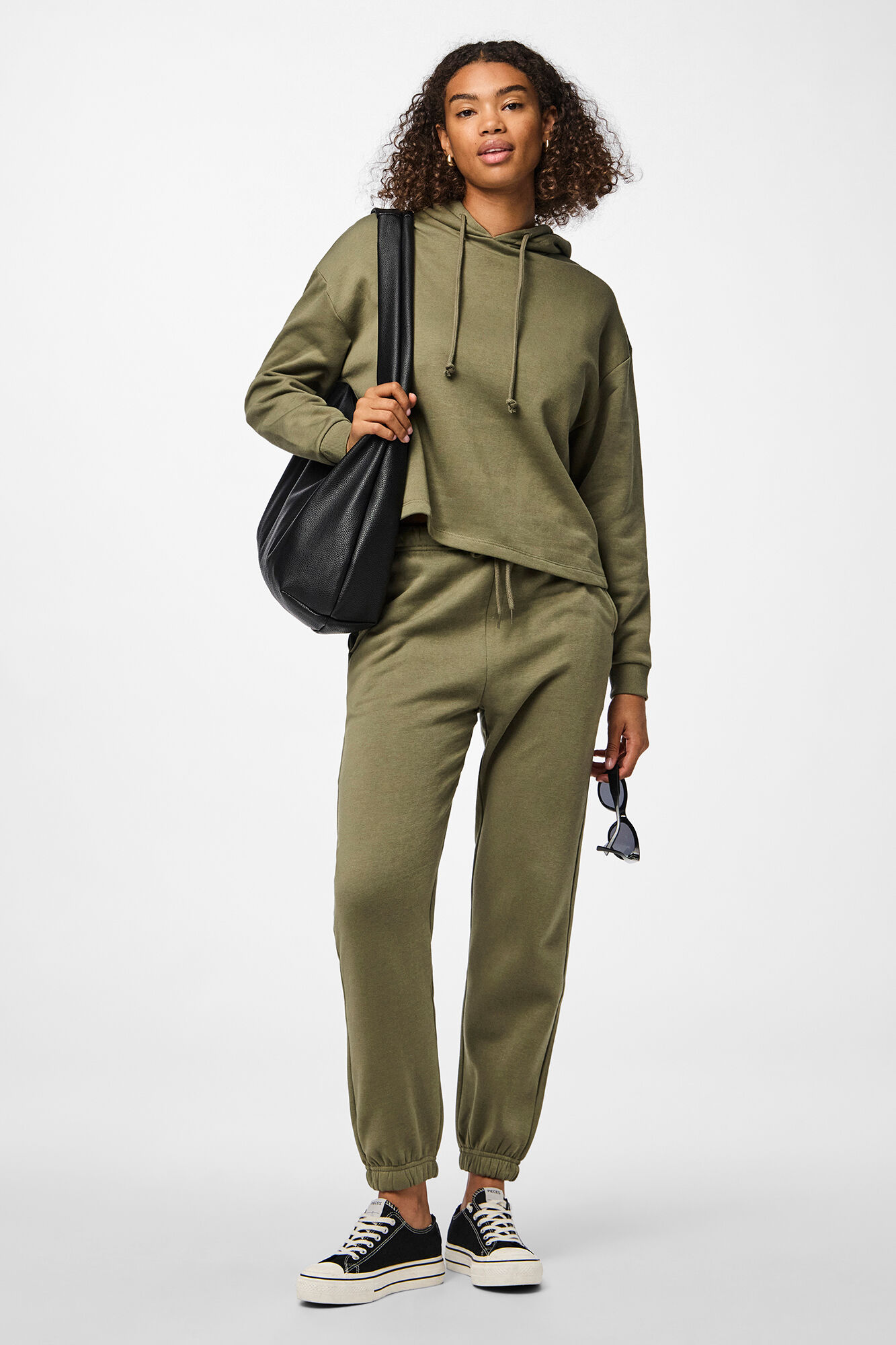 Pieces Sweatshirt b&aacute;sica