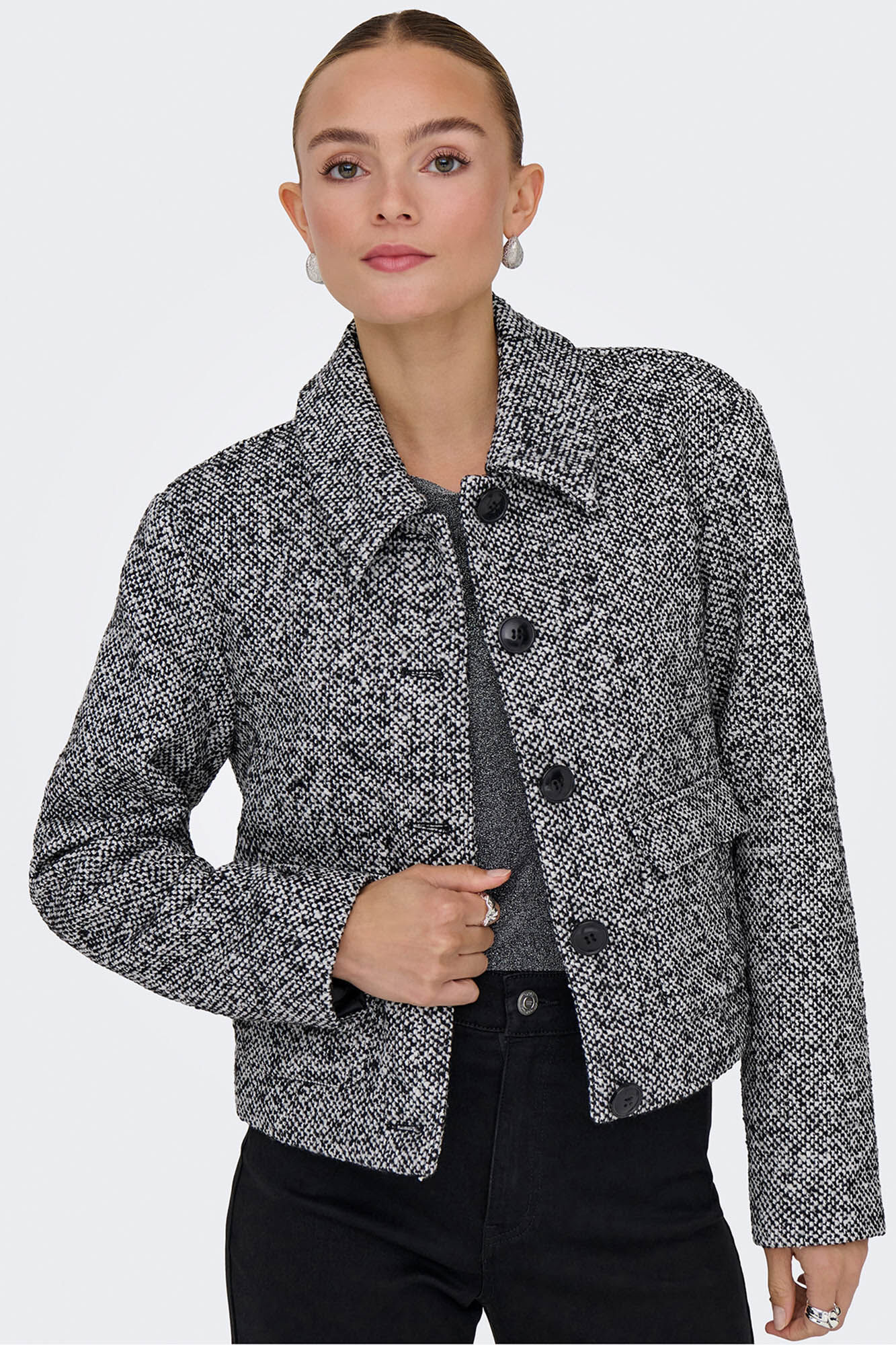 JDY Abrigo de pa&ntilde;o corto