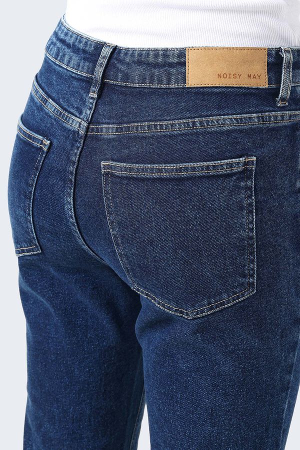 Noisy May Jean Mama Blau