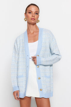 Trendyol Cardigan with buttons and V-neck