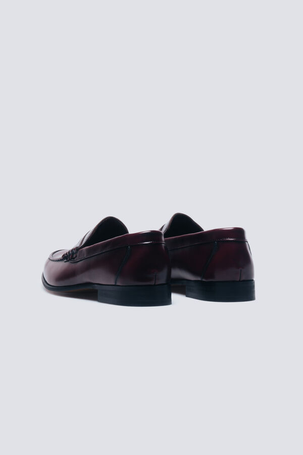 Springfield leather moccasin mask red