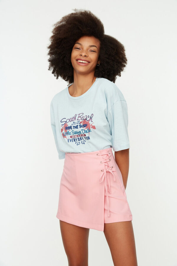 Trendyol Falda pantal&oacute;n detalle de cord&oacute;n rosa