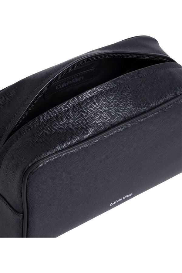 CK Jeans N&eacute;cessaire masculina Calvin Klein noir