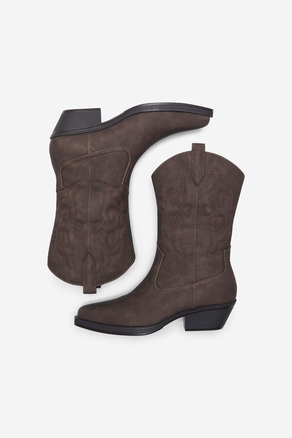 Only Cowboy boot brown