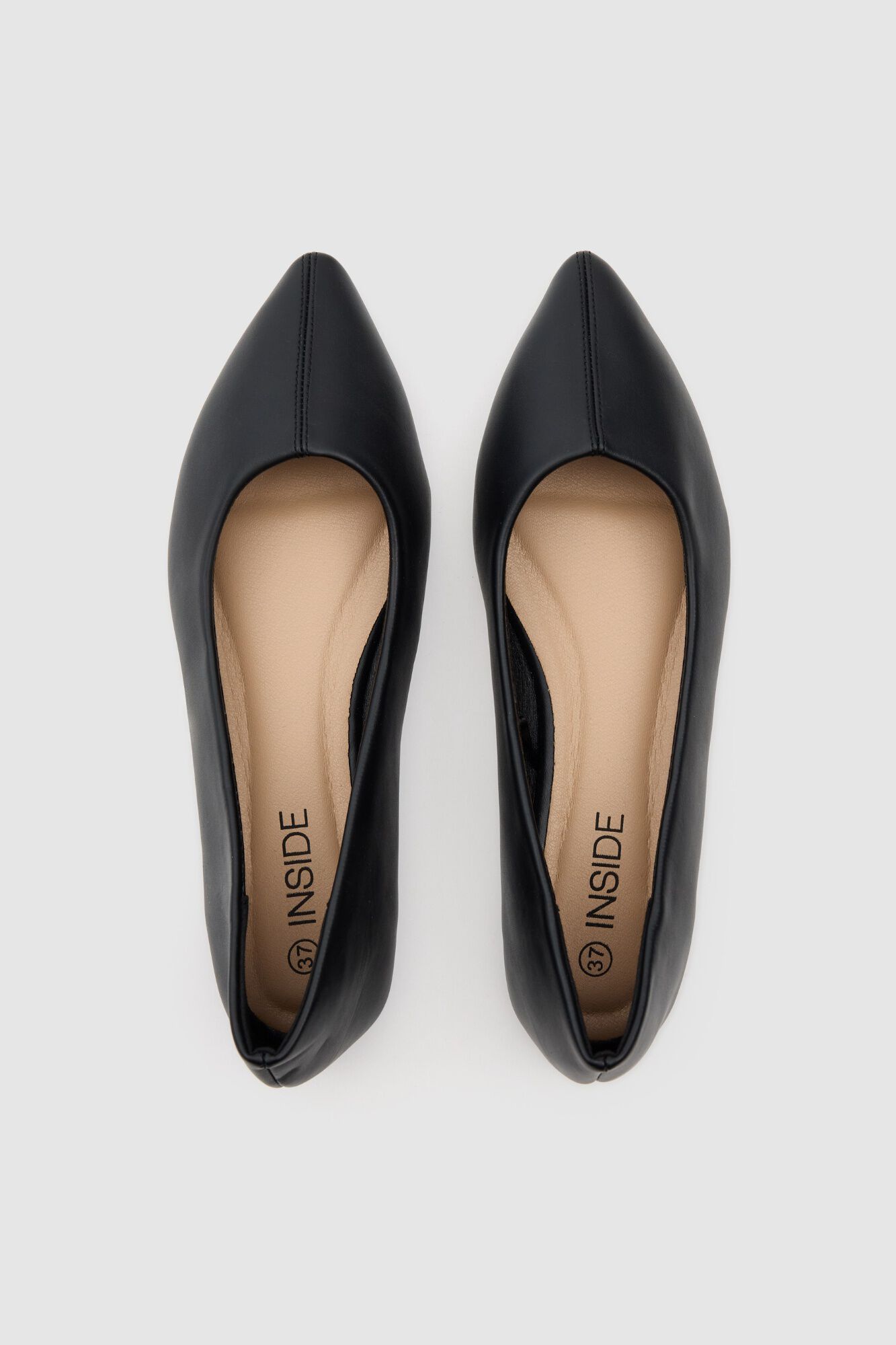 Inside Basic-Ballerinas in Lederoptik