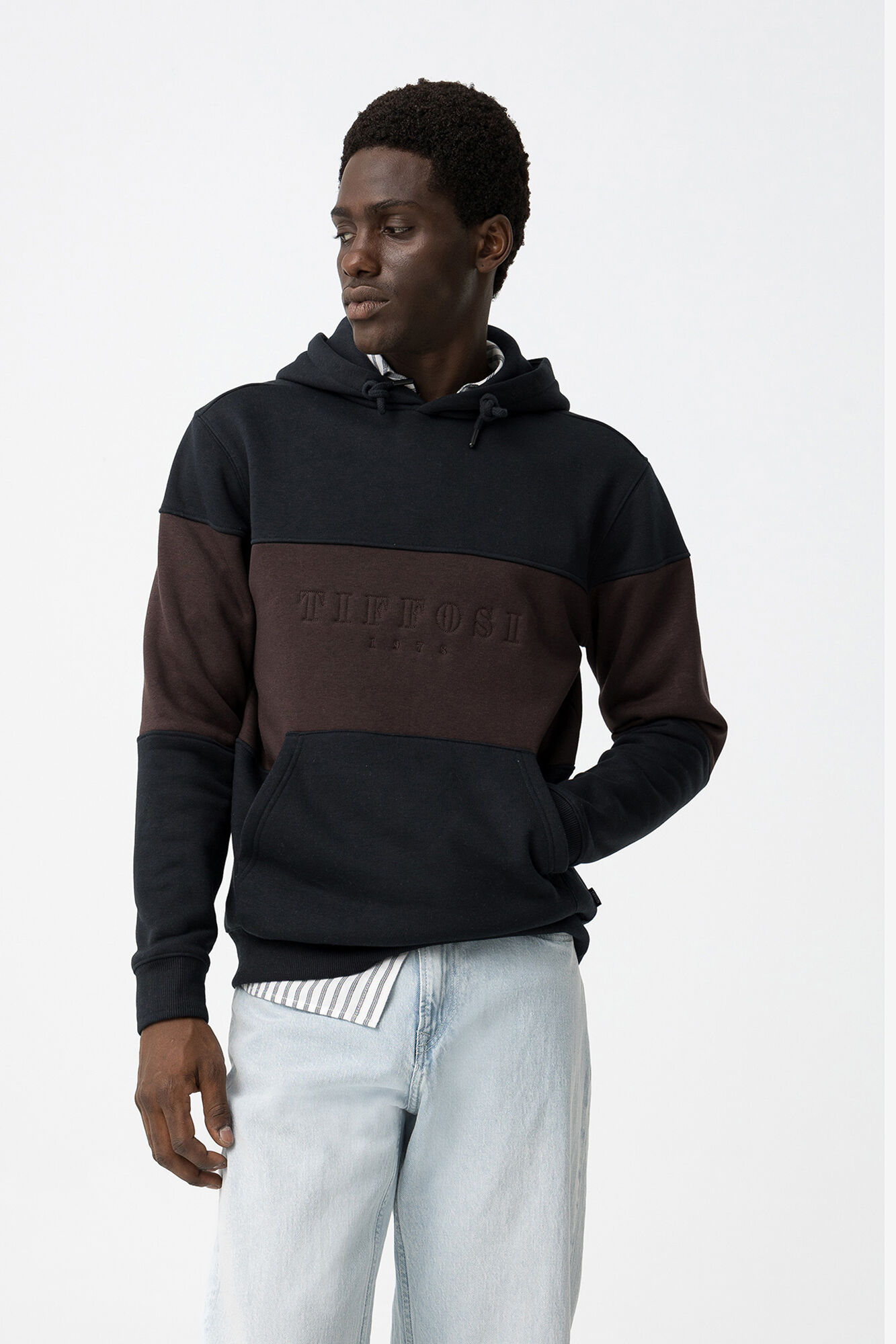 Tiffosi Moletom com capuz e bordado frontal