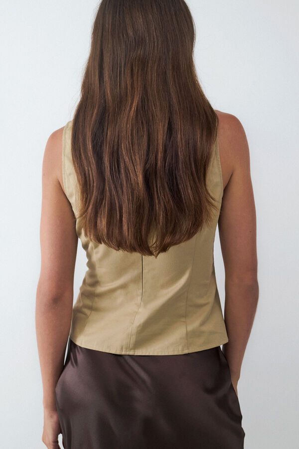 Balmohk Top asim&eacute;trico con lazo lateral beige
