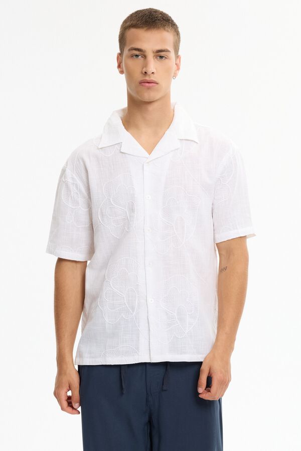 Inside Embroidered short sleeve shirt white