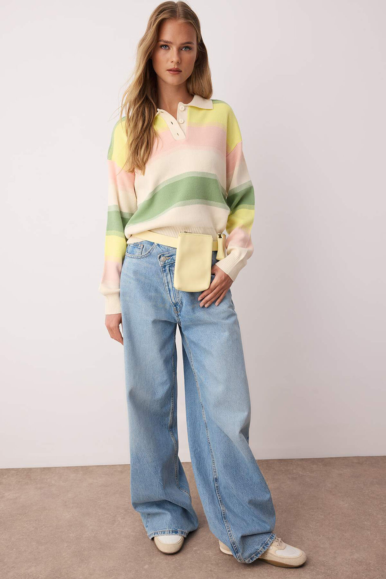 Trendyol Camisola de malha em bloco 