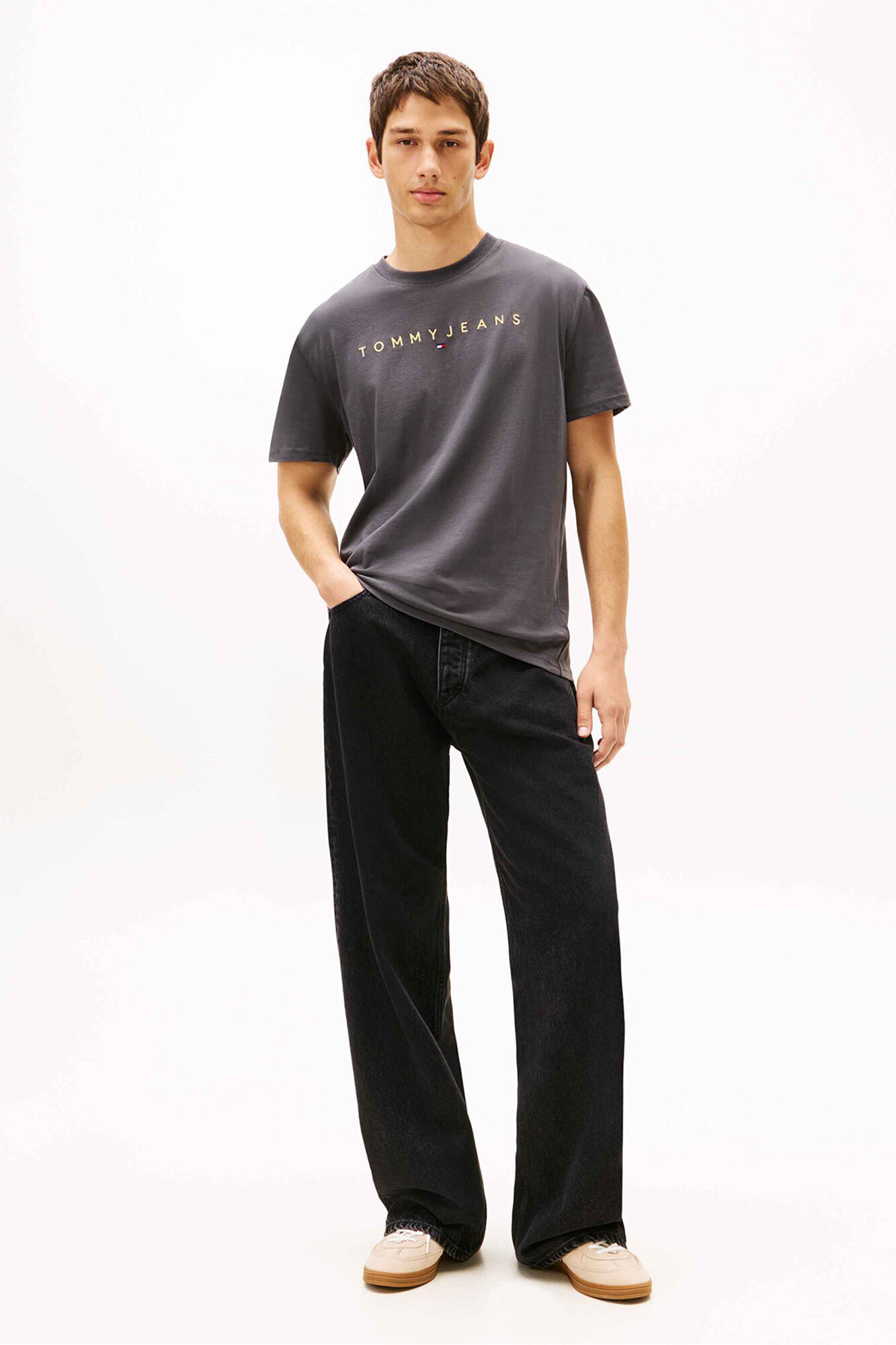 Tommy Jeans Camiseta de corte regular