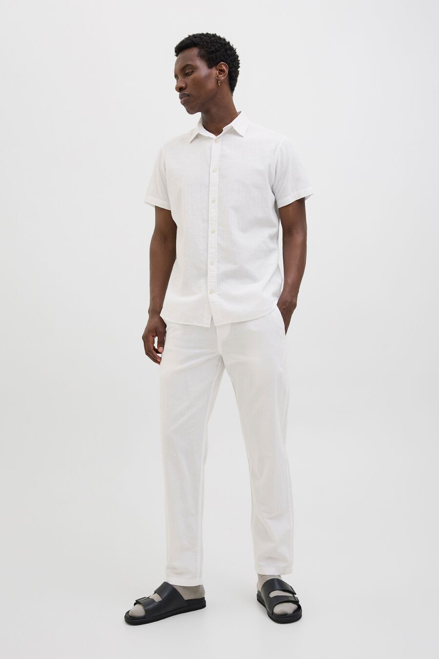 Pantalón relaxed fit lino