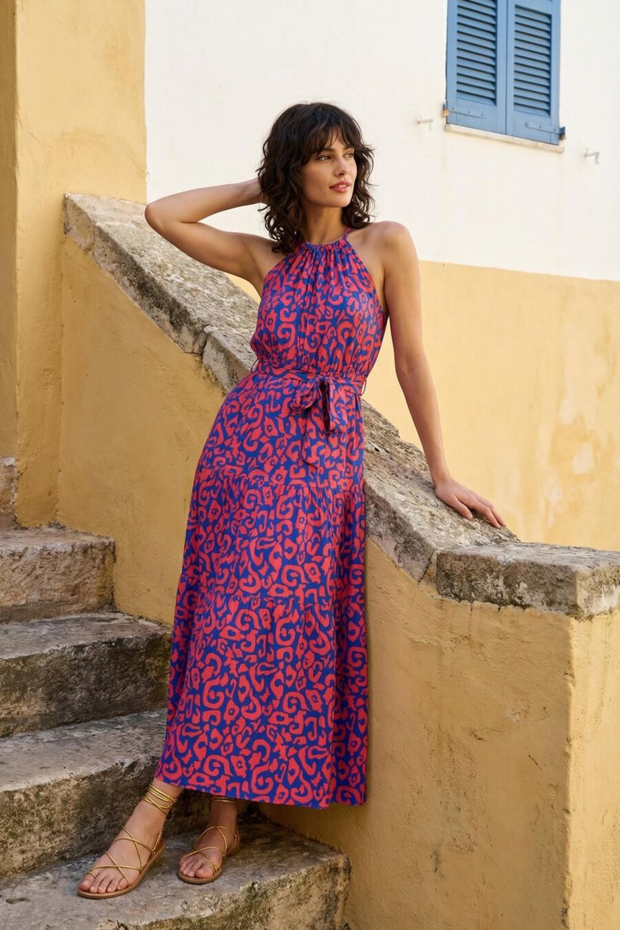 Vestido largo con escote halter