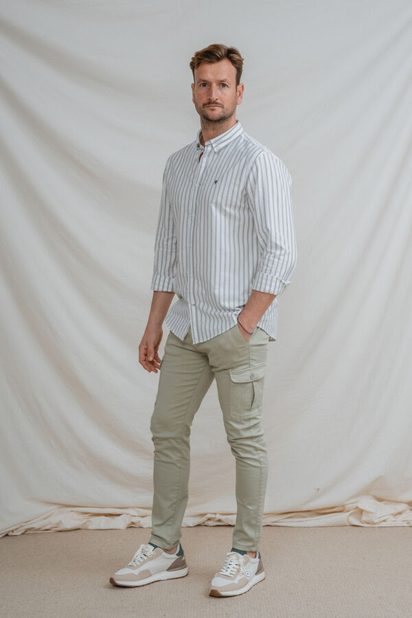 Celopman Pantal&oacute;n slim cargo con pinzas verde