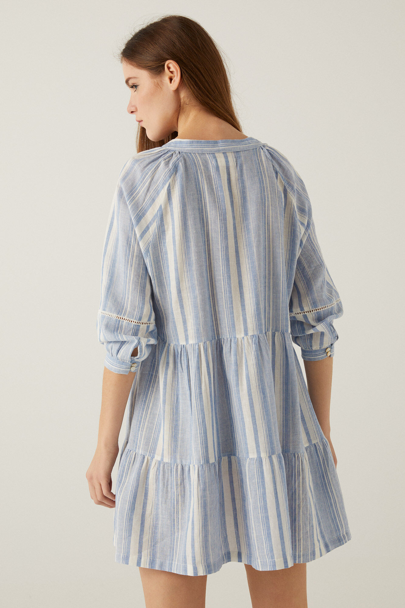 Springfield Damen Lässiges Kleid – Midi-Länge Mit Stickerei Am Ärmel