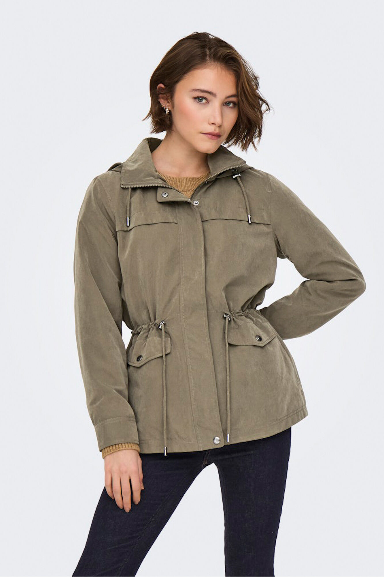 Only Parka corta con capucha
