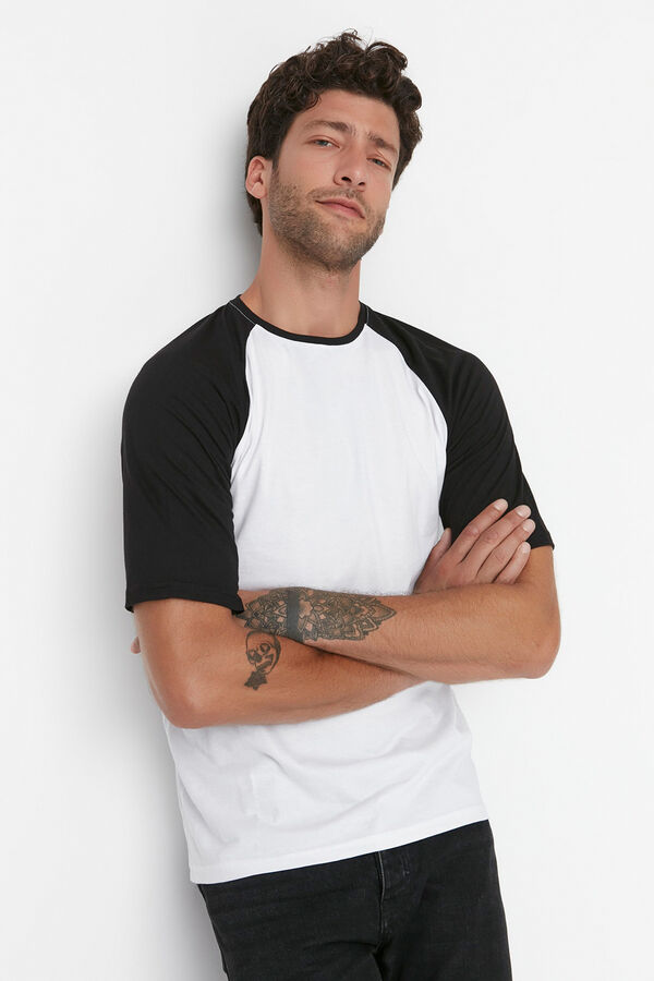 Trendyol Camiseta mangas bicolor negro