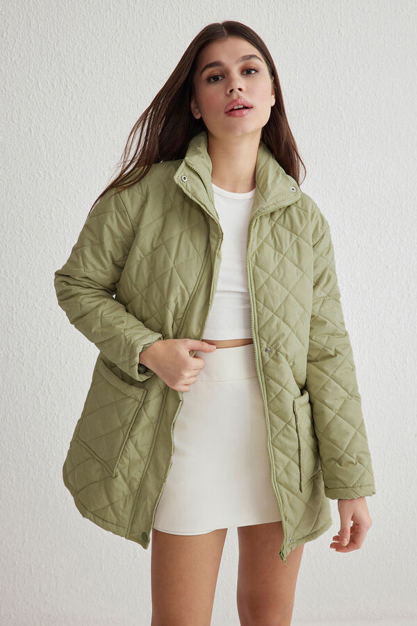 Trendyol Abrigo acolchado verde