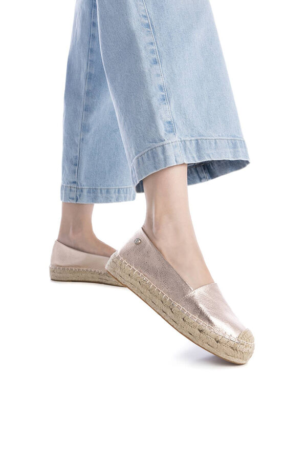 XTI alpargata de mujer piel amarillo