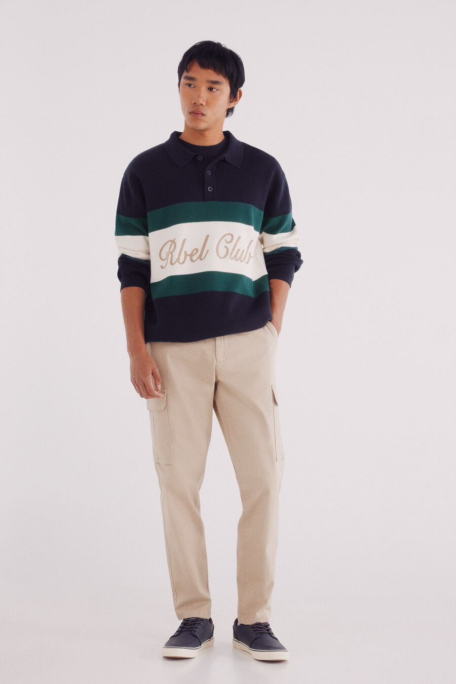 Pantalón cargo slim fit