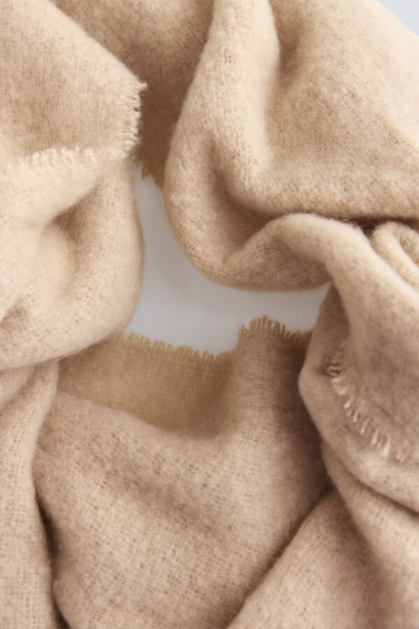 Springfield Plain scarf with tassels brown