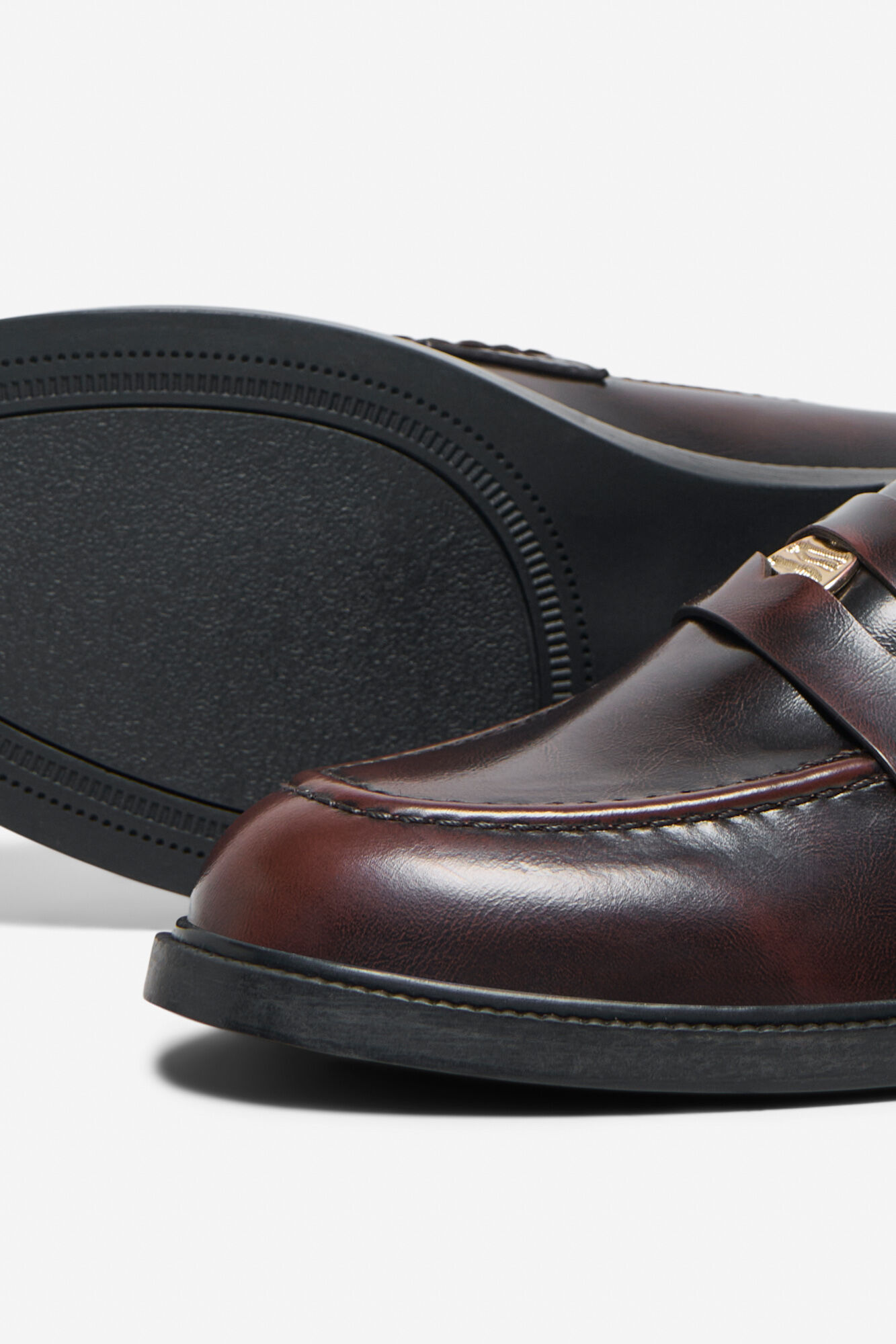 Only Geschlossener maskierter Mokassin