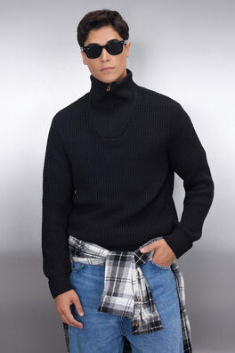 Jersey de punto con cuello alto y media cremallera