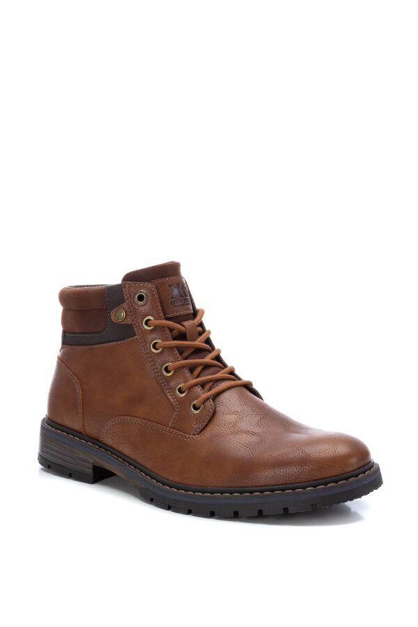 Springfield Men's ankle boots by the brand Xti. nijanse braon