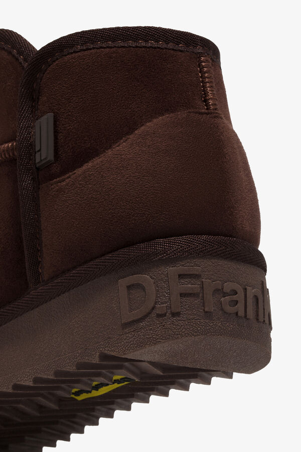 D. Franklin Low Nordic ankle boots nude