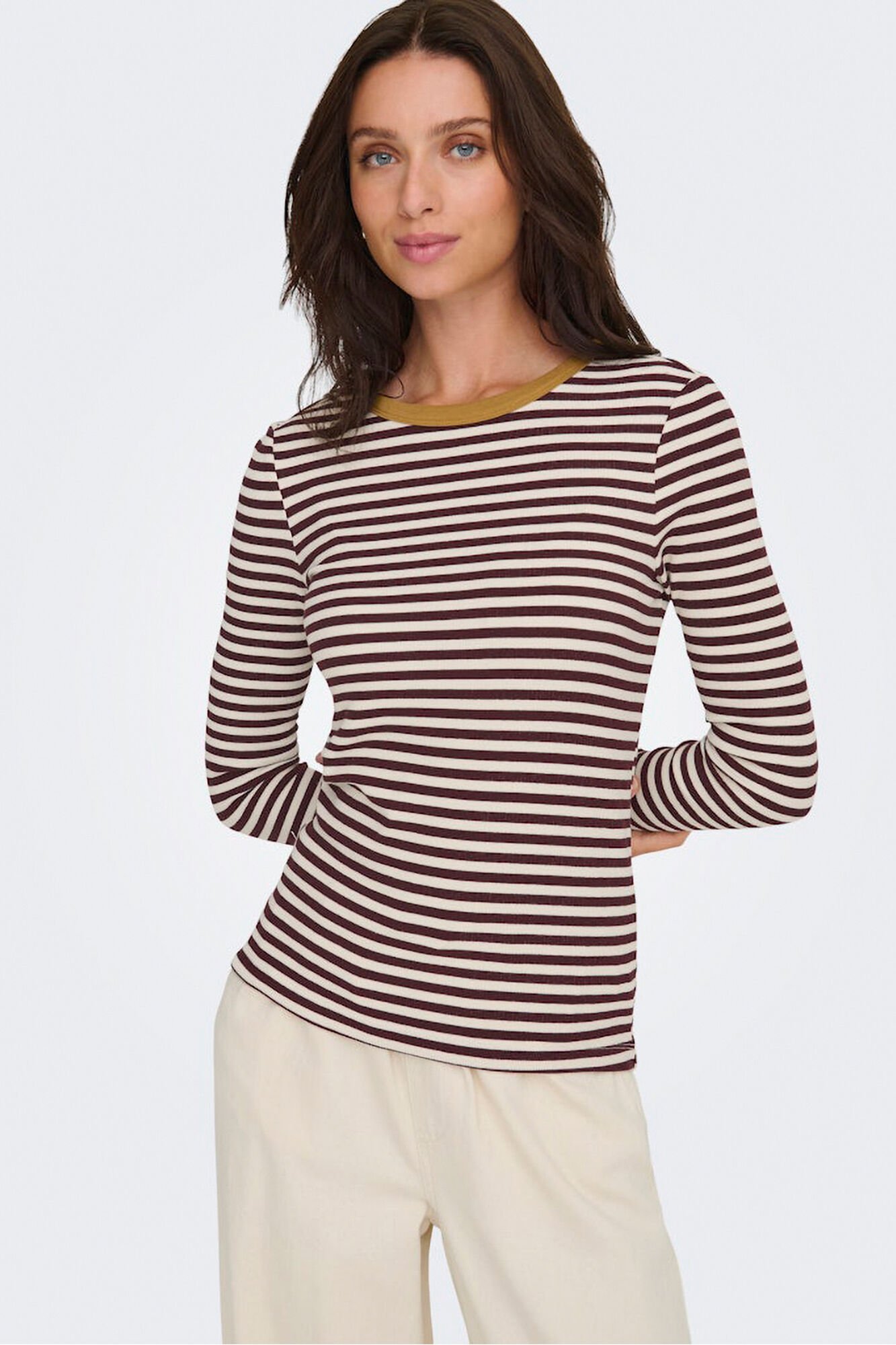 Only T-shirt riscas de manga