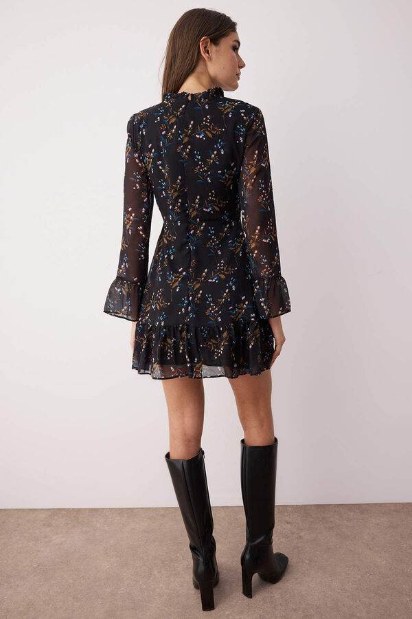 Trendyol Short high neck dress black