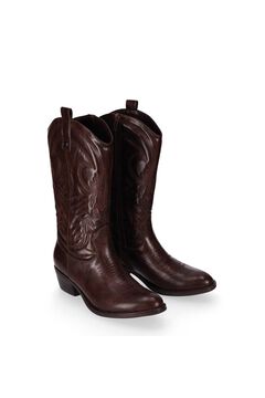 Chika 10 Cowboy boots with decorative embroidery