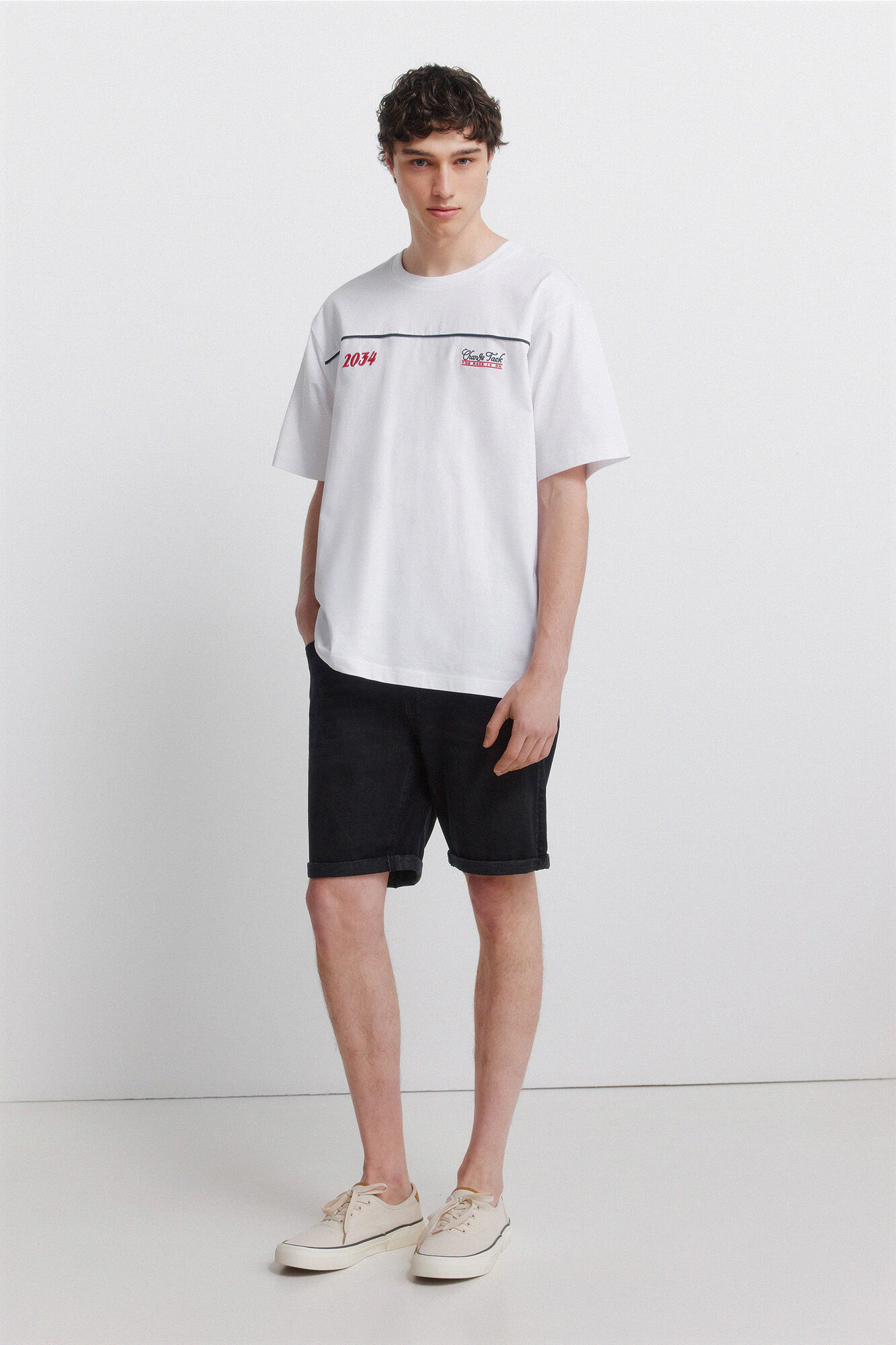 Springfield Black basic slim fit Bermuda shorts