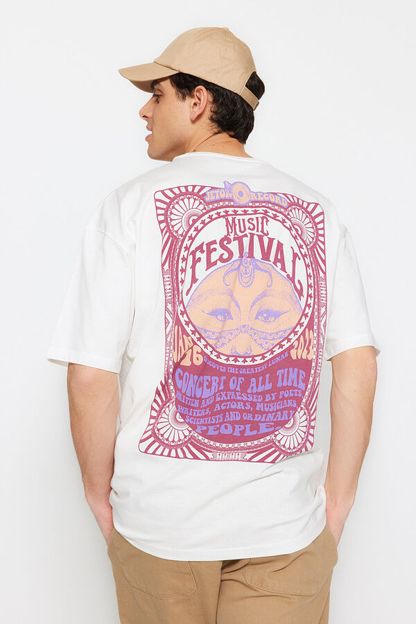 Trendyol Camiseta oversize manga corta marfil