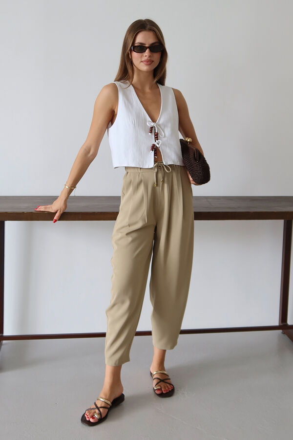 Trendyol Carrot fit trousers beige