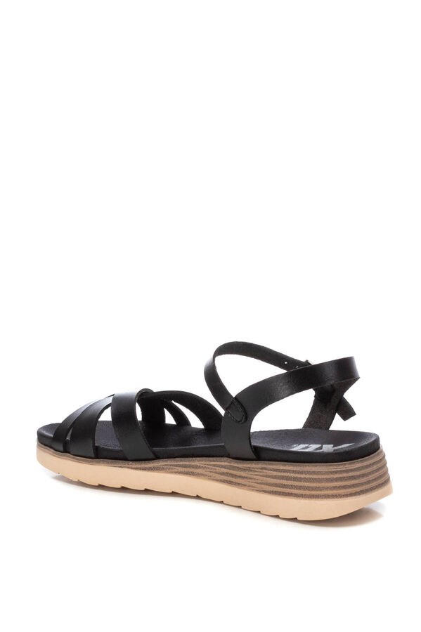 XTI Sandalia cu&ntilde;a tiras entrelazadas negro