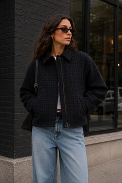 Jack & Jones Blus&atilde;o curto com fecho combinado