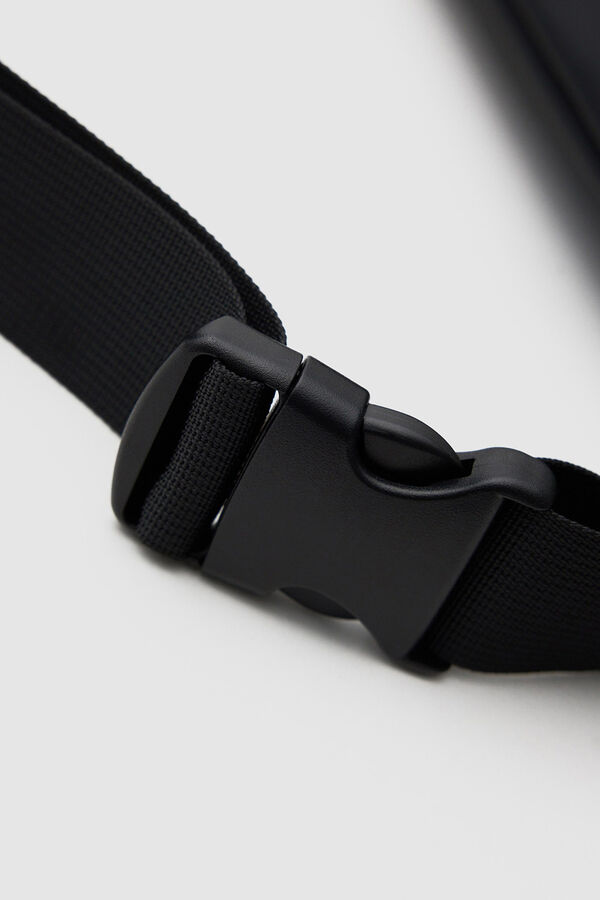 Inside Matte zip bum bag black