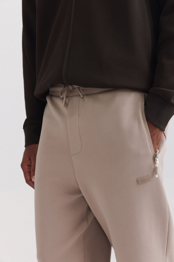 Springfield Technical fabric jogger nude