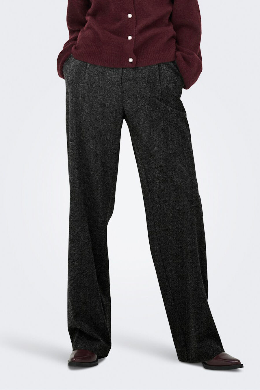 Pantalón recto de pinzas