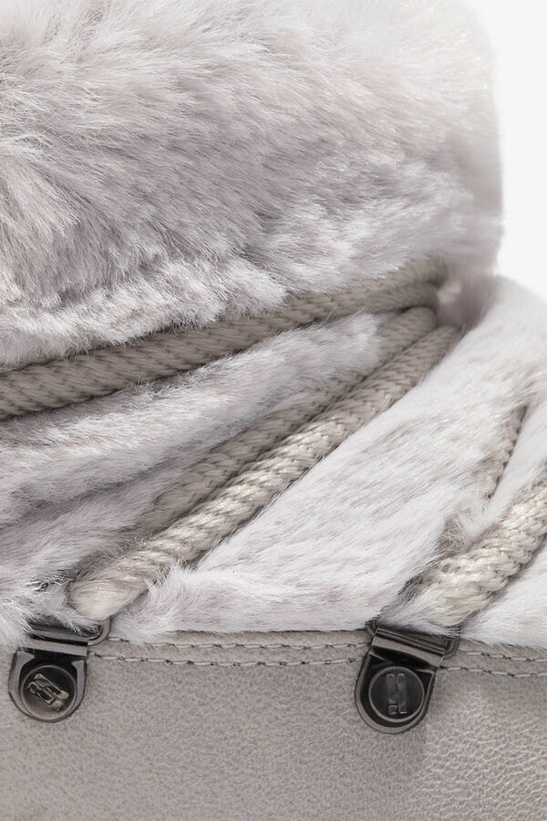 D. Franklin Low Nordic ankle boots with fur lining gris