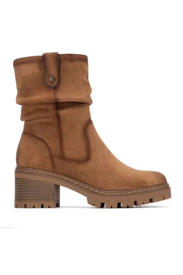Refresh Casual suede ankle boot nude