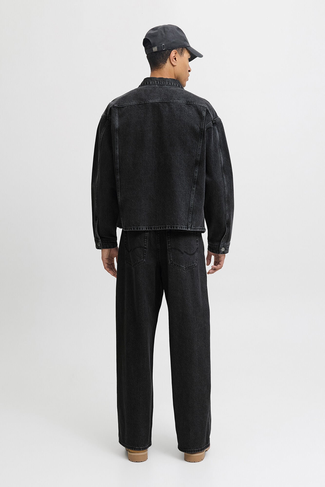 Baggy jeans