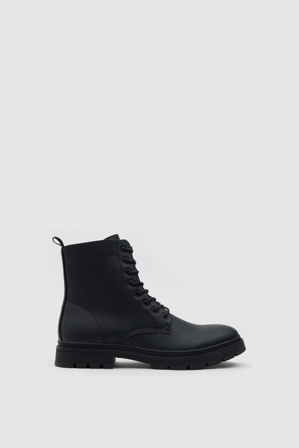 Inside Lace-up military boots black