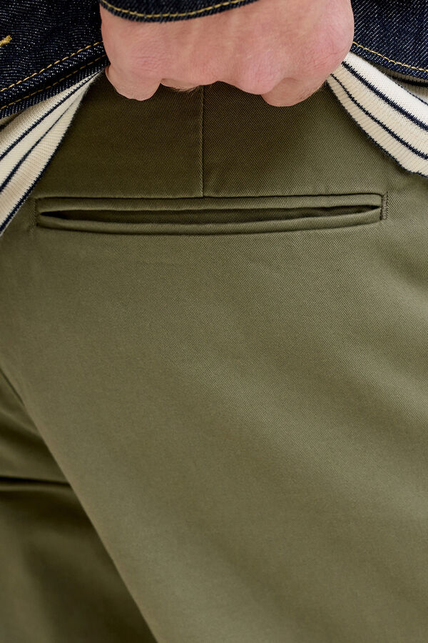 Jack & Jones Pantal&oacute;n chino relaxed tiro medio verde