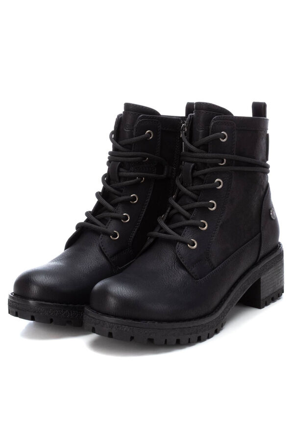 Refresh Lace-up heeled boot black